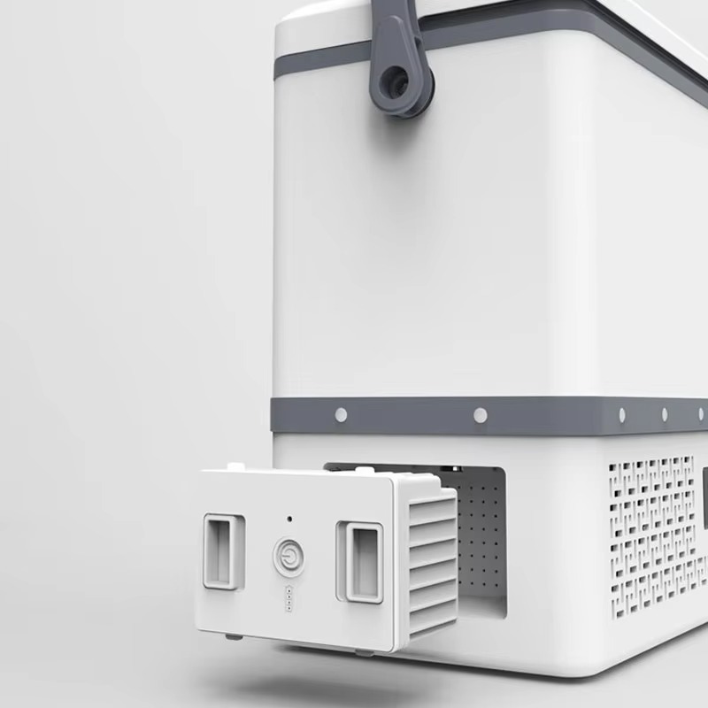 صندوق تبريد جديد يعمل بالطاقة  - مراجعة Outdoor Power Box وسعره
